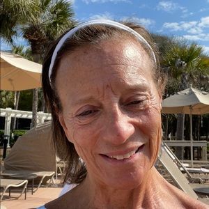 Meet your Posher, Pamela